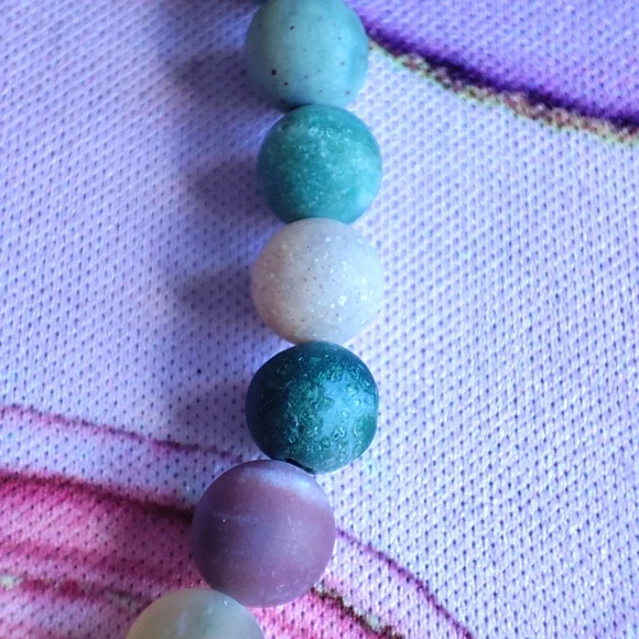 Handmade Natural Stone Bracelet - Picture 7 of 11